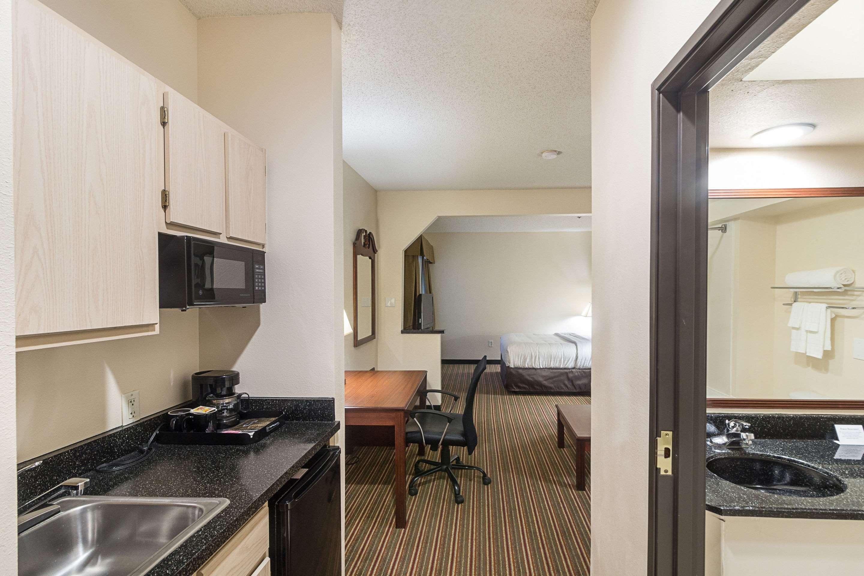 Quality Inn & Suites West Chase Houston Eksteriør bilde