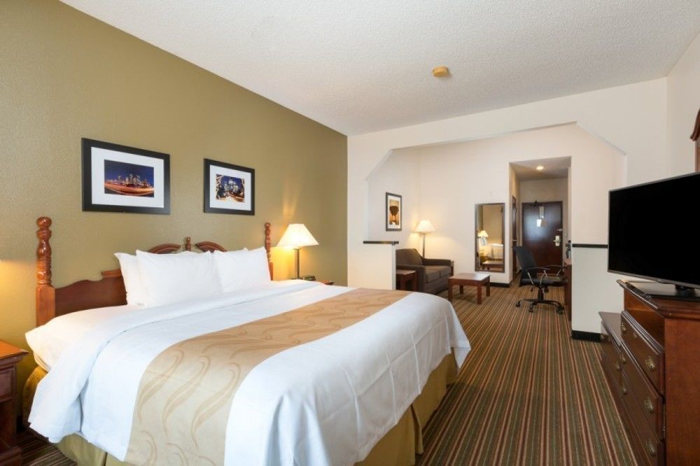 Quality Inn & Suites West Chase Houston Eksteriør bilde